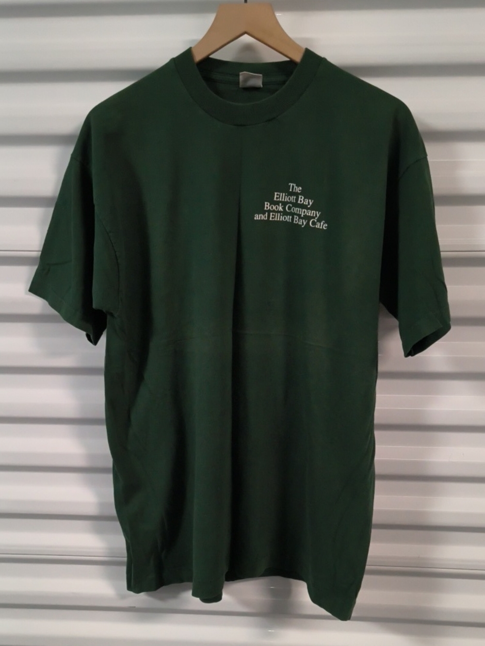 The Elliott Bay Book Co & Elliott Bay Cafe Crewneck Short Sleeve T-shirt L